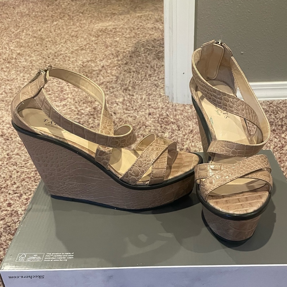 Talbots size 7 wedges brown - Picture 1 of 7
